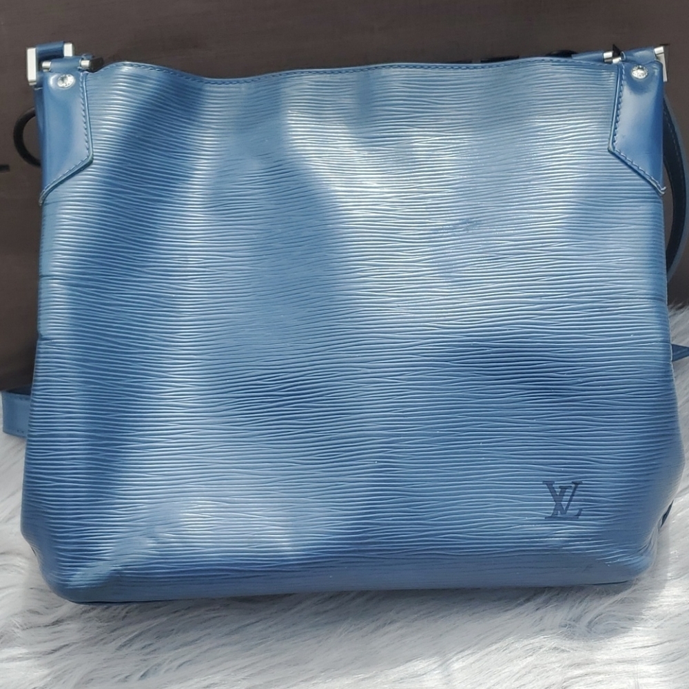 Purse - Picture 3 of 9